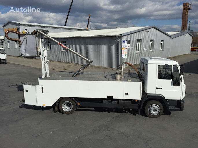 MAN Zellinger Lavatory Truck andre lufthavnskøretøjer