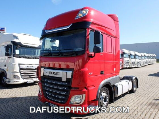 DAF FT XF480 LOWDECK trækker